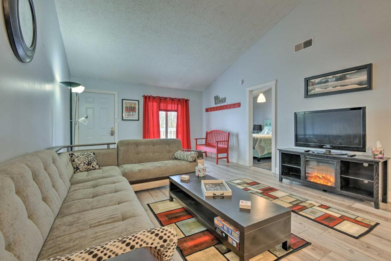 Mount Pocono Condo With Balcony, Near Mt Airy Casino Esterno foto
