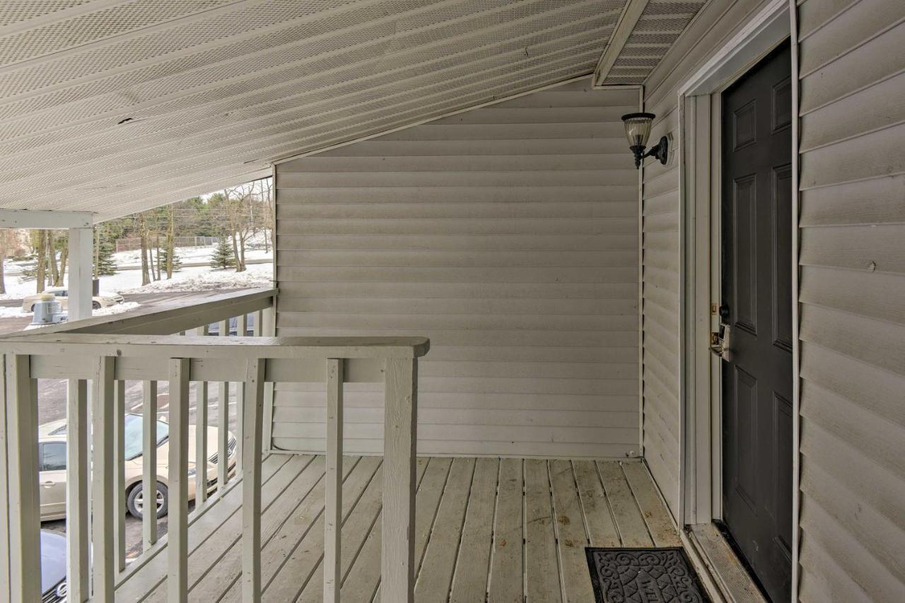 Mount Pocono Condo With Balcony, Near Mt Airy Casino Esterno foto
